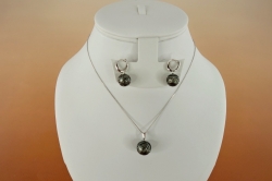 Exkluzivní perlová souprava s vyřezávanými Tahitskými perlami ve 14kt bílém zlatě. 